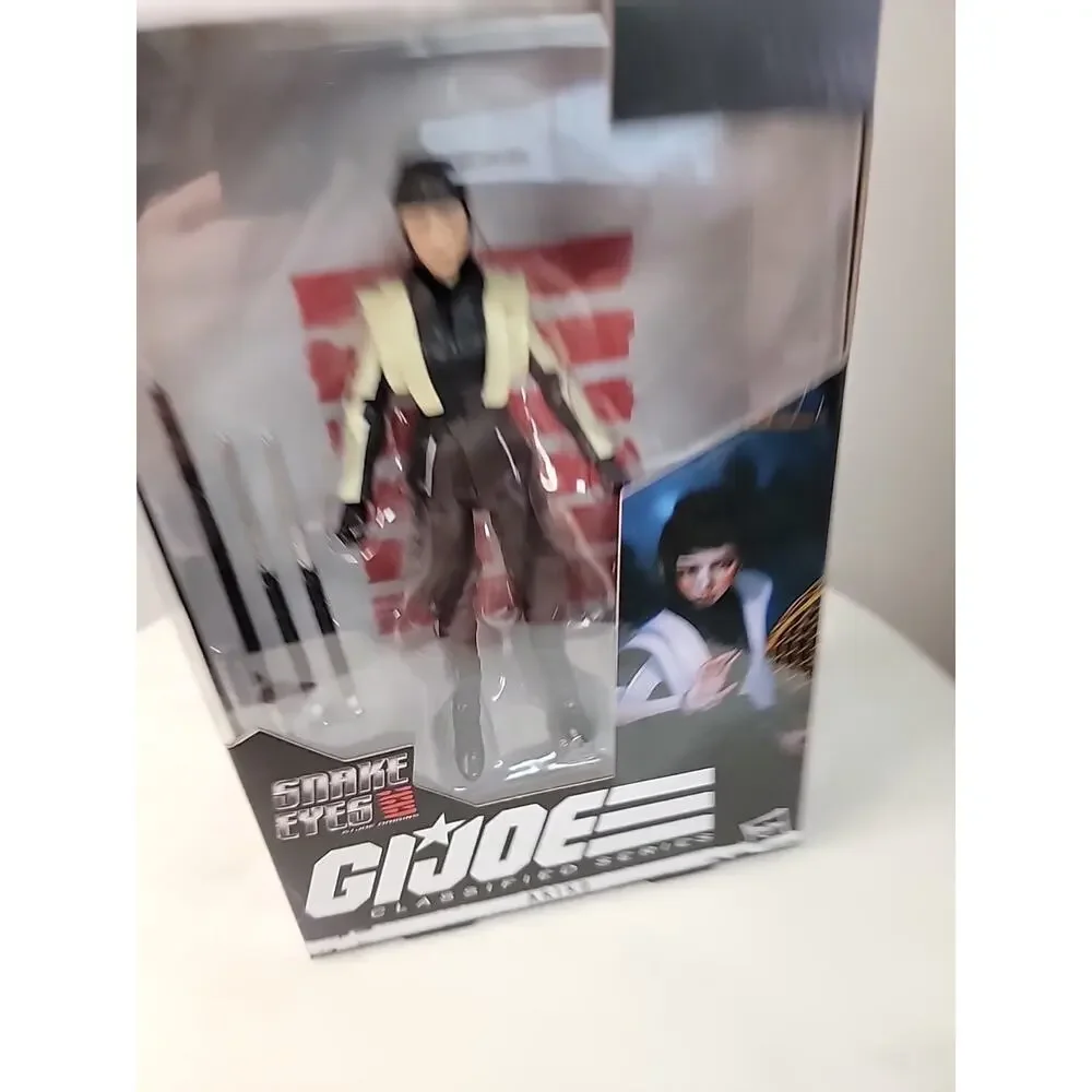 Hasbro joe classified